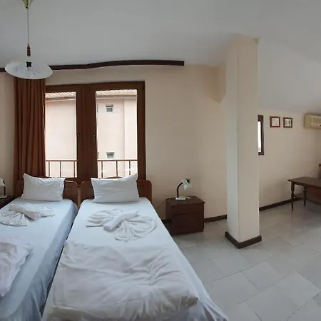 Lazur Hotel