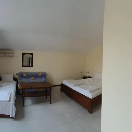 Hotel Lazur