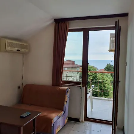 Hotel Lazur Ravda