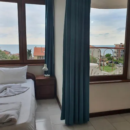 Hotel Lazur Ravda