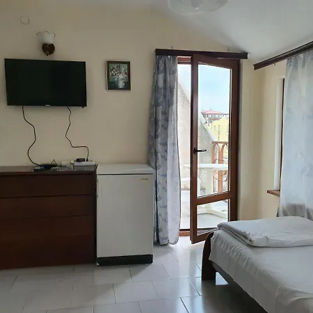 Lazur Hotel