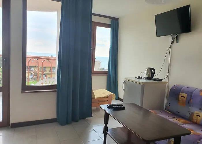 Lazur 2* Ράβντα