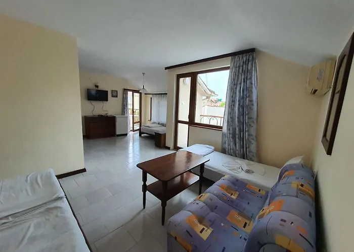 Ξενοδοχείο Lazur