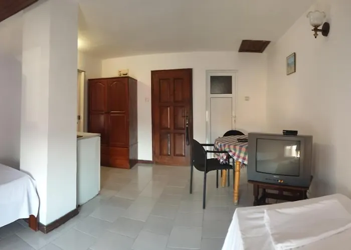 Ξενοδοχείο Lazur